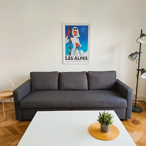 appartement-2-chambres-garage-priv-entirement-rnov-en.hotels-rhonealpes.com/
